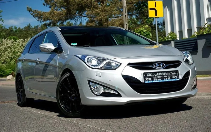 Hyundai i40 cena 36700 przebieg: 246000, rok produkcji 2011 z Płock małe 742